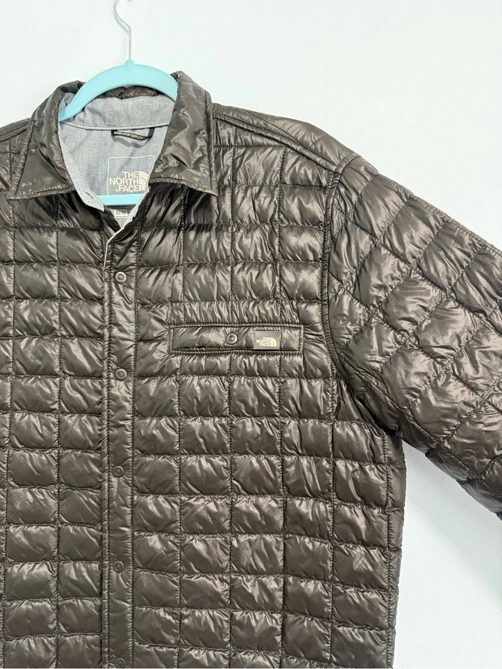 The North Face ThermoBall Shirt Jacket Men’s Size M Black Quilted Insulated Snap